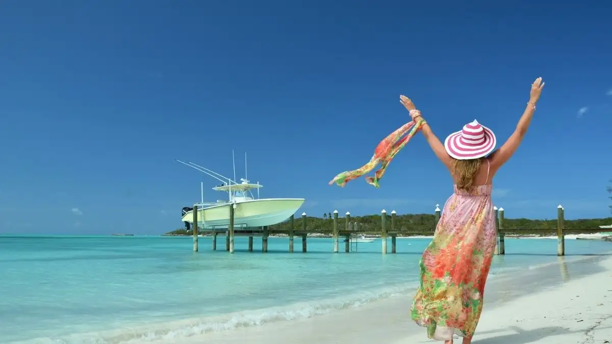cash and atms in bahamas