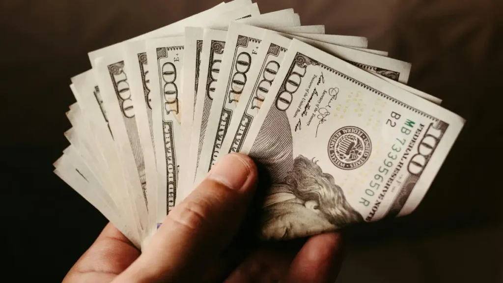 money and currency in Zimbabwe