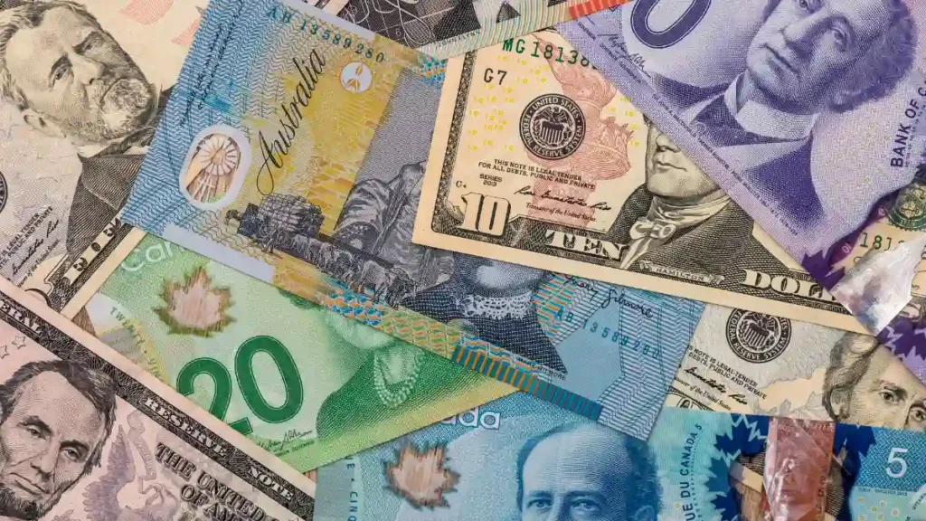 money and currency in Canada
