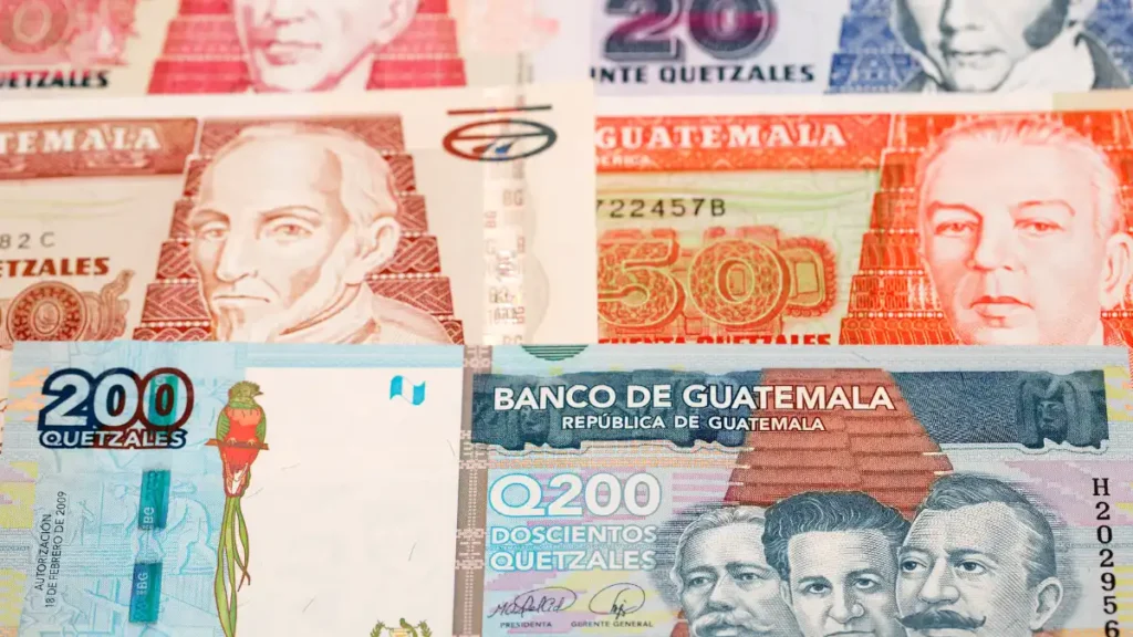 money and currency in guatemala - quetzal