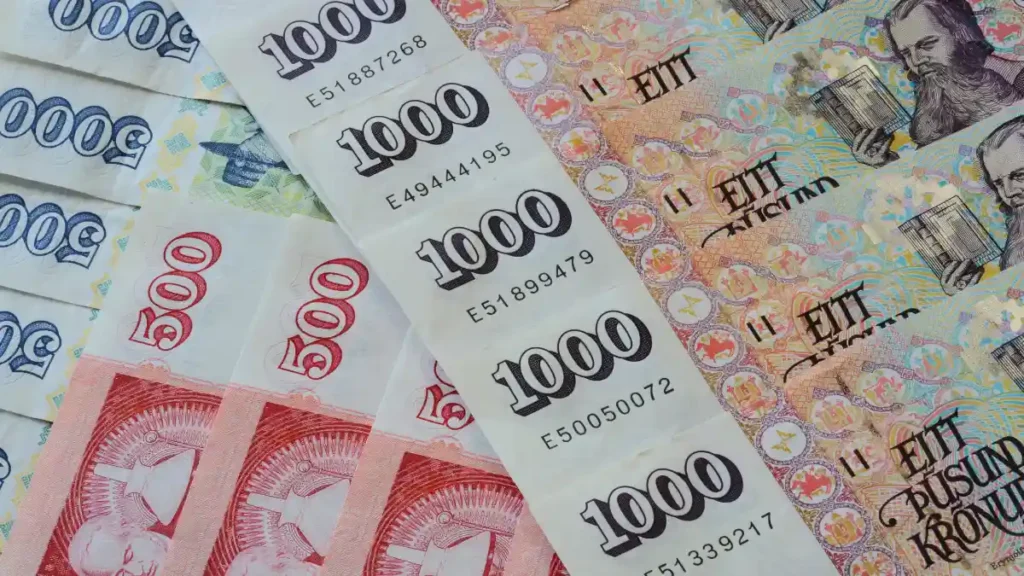 money and currency in Iceland