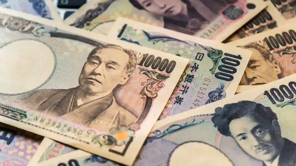 money and currency in Japan