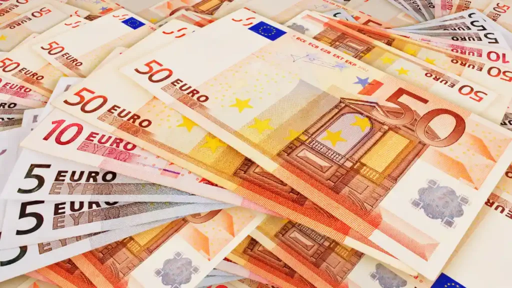 money and currency in Spain